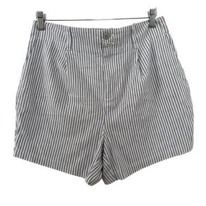 Lauren Conrad high-rise short NWT